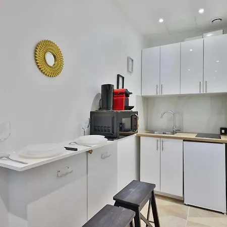 Close To Marais L 20min From Louvre By Transport Apartment