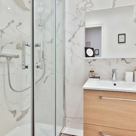 Appartement Close To Marais L 20min From Louvre By Transport
