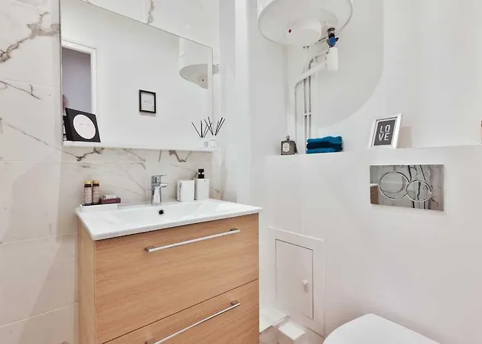 Close To Marais L 20min From Louvre By Transport * Paříž